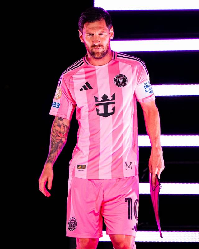 Messi on the pitch